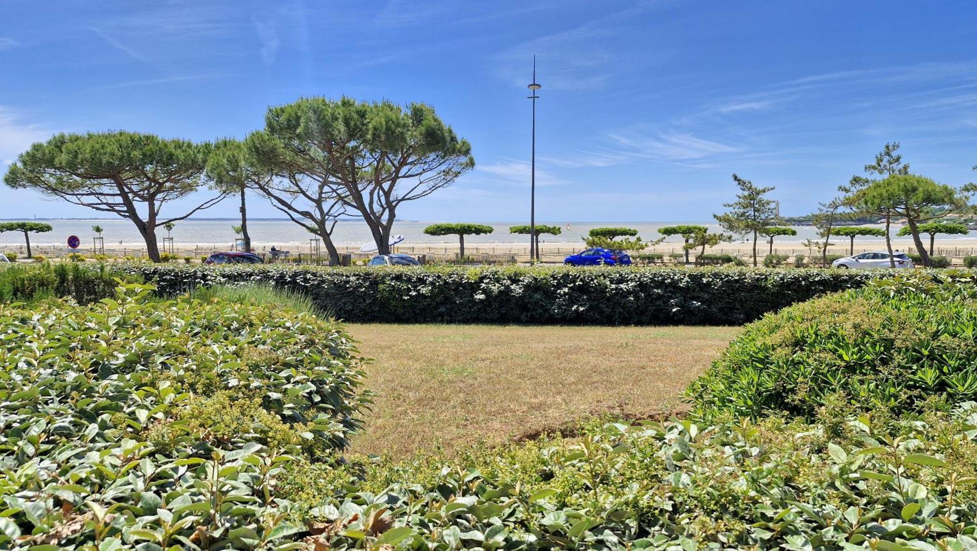 Saint Georges De Didonne - Vue Mer Pour Ce Studio Cosy En Rez-De-Chaussee Exteriör bild