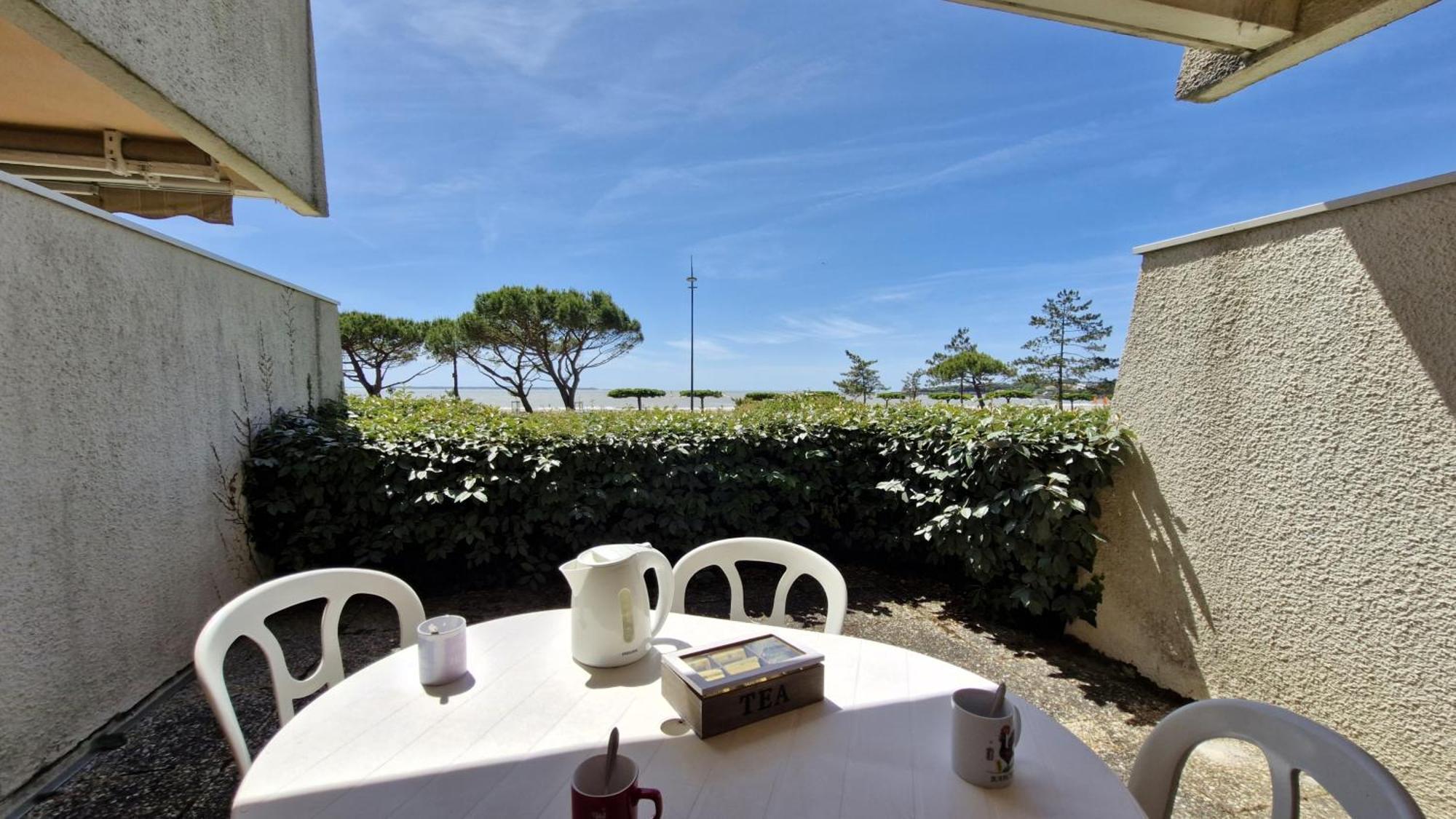 Saint Georges De Didonne - Vue Mer Pour Ce Studio Cosy En Rez-De-Chaussee Exteriör bild